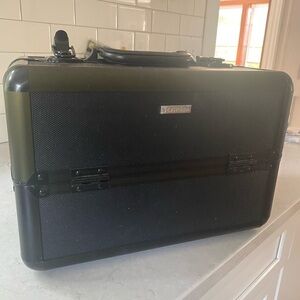 14x8.5x9 Makeup train case